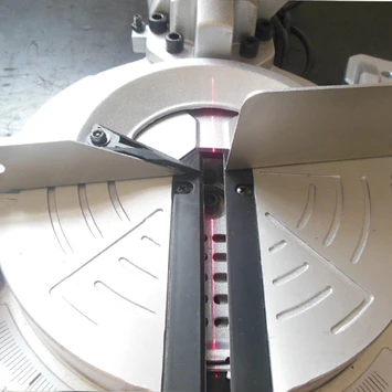 Hyundai Telescopische Afkortzaag / Verstekzaag 1500W 4 Hyundai Telescopische Afkortzaag / Verstekzaag 1500W - Afbeelding 4