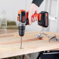 Black & Decker Black+Decker 18V Klopboor Incl. 1.5Ah Accu+lader -Gamma Winkel 123 1931