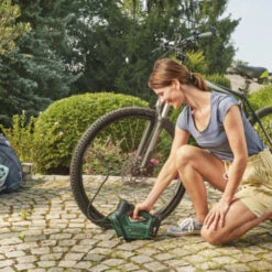 Bosch 18V Luchtpomp UniversalPump (zonder Accu) 25 Bosch 18V Luchtpomp UniversalPump (zonder Accu) -Gamma Winkel 123 2761