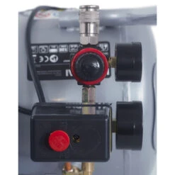 Hyundai Stille Compressor 30L 8 Bar -Gamma Winkel 123 2788