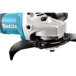 Makita Accu Haakse Slijper DGA900ZKX1 (zonder Accu) 32 Makita Accu Haakse Slijper DGA900ZKX1 (zonder Accu) -Gamma Winkel 123 2930