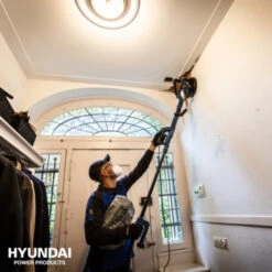 Hyundai Schuurmachine Met Telescopische Steel 750W -Gamma Winkel 123 302