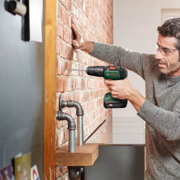 Bosch 18V Klopboormachine UniversalImpact (Incl. 2 Accu's 1.5Ah + Lader) 6 Bosch 18V Klopboormachine UniversalImpact (Incl. 2 Accu's 1.5Ah + Lader) - Afbeelding 6