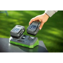 LUX 20V Dubbele Acculader 5 LUX 20V Dubbele Acculader -Gamma Winkel 123 3899