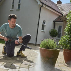 Bosch Hogedrukreiniger Universal Aquatak 125 Home & Car 14 Bosch Hogedrukreiniger Universal Aquatak 125 Home & Car -Gamma Winkel 123 396