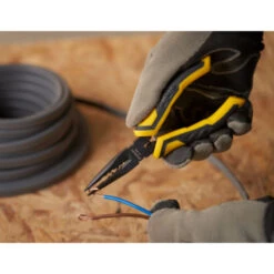 Stanley Dynagrip Platbektang 150mm 10 Stanley Dynagrip Platbektang 150mm -Gamma Winkel 123 5828