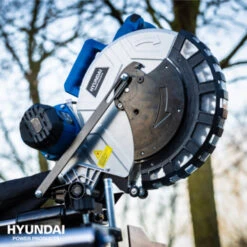 Hyundai Telescopische Afkortzaag / Verstekzaag 1800W 9 Hyundai Telescopische Afkortzaag / Verstekzaag 1800W -Gamma Winkel 123 806