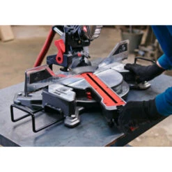 SKIL Afkortzaag /verstekzaag 254mm Met Trekfunctie, Laser En 'dual Bevel' Functie 1320AA 2000W + Snelklem 12 SKIL Afkortzaag /verstekzaag 254mm Met Trekfunctie, Laser En 'dual Bevel' Functie 1320AA 2000W + Snelklem -Gamma Winkel 123 853