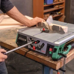 Bosch Tafelzaag / Afkortzaag AdvancedTableCut 52 (nanoblade) 14 Bosch Tafelzaag / Afkortzaag AdvancedTableCut 52 (nanoblade) -Gamma Winkel 123 902