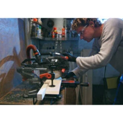 SKIL 20V Afkortzaag / Verstekzaag 216mm Met Trekfunctie En Laser 3590AA Incl. 4.0Ah Accu + Snellader 16 SKIL 20V Afkortzaag / Verstekzaag 216mm Met Trekfunctie En Laser 3590AA Incl. 4.0Ah Accu + Snellader -Gamma Winkel 123 942